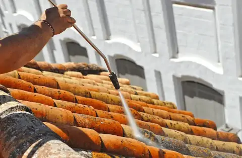 Nettoyage de toitures - Saint-Glen